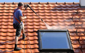 roof cleaning Eardiston